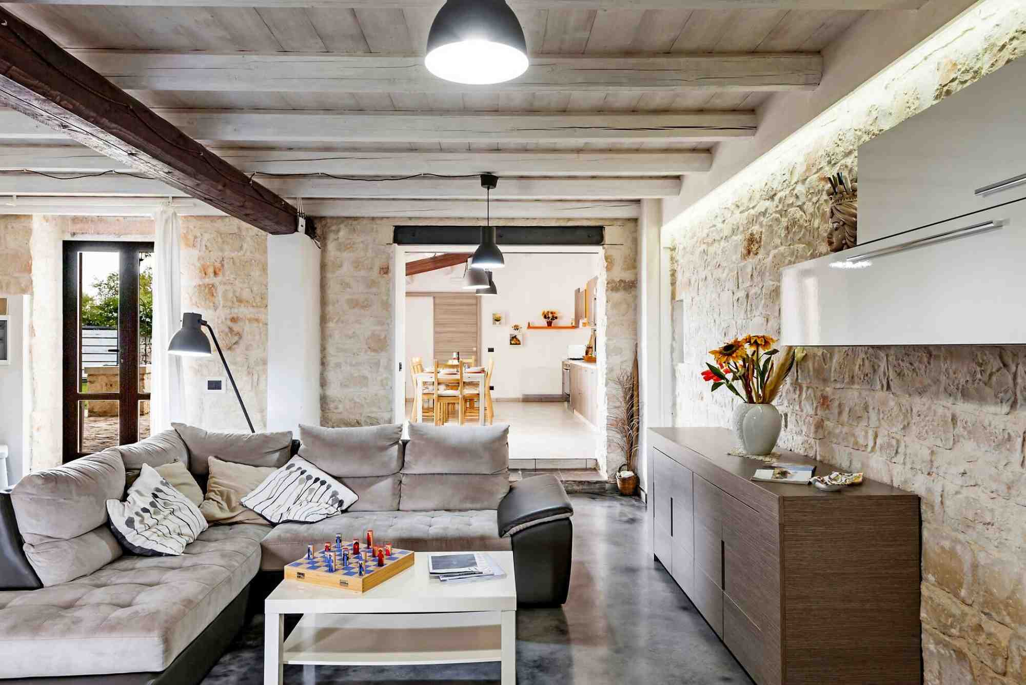 Can Foreigners Buy property in Italy: Simple Formulas & Examples