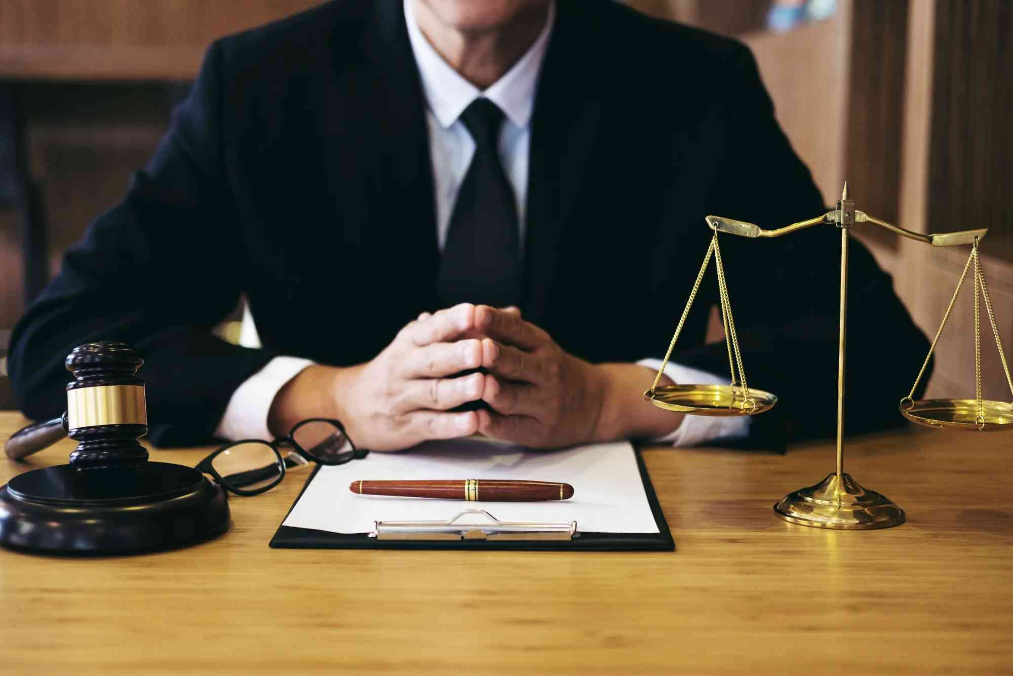 How Much Money does a Criminal Lawyer Make: Quick & Accurate Methods